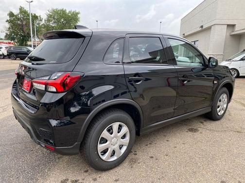 Labrador Black Pearl 2026 Mitsubishi Outlander Sport 2.0 S
