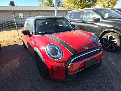 2024 MINI Hardtop Cooper