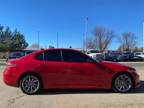 2024 Alfa Romeo Giulia Ti