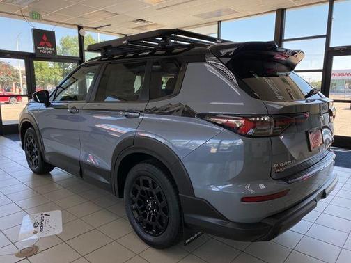 2025 Mitsubishi Outlander 