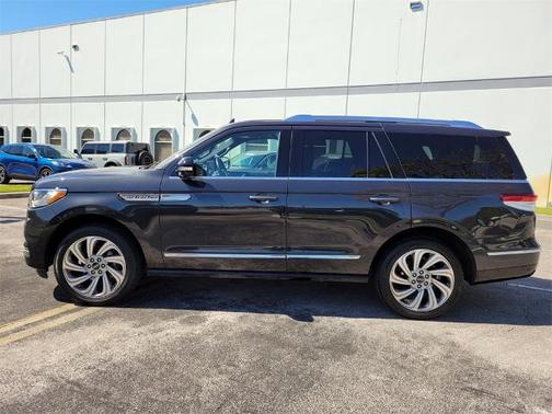 2023 Lincoln Navigator RESERVE