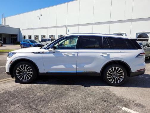 2023 Lincoln Aviator STANDARD