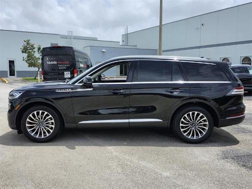 2023 Lincoln Aviator STANDARD