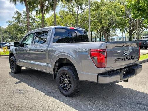 CARBONIZED GRAY METALLIC 2024 Ford F-150 XLT