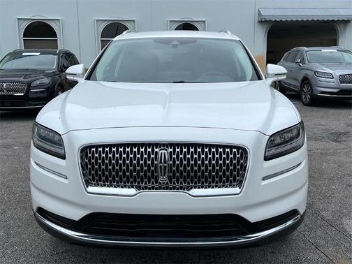 2022 Lincoln Nautilus STANDARD