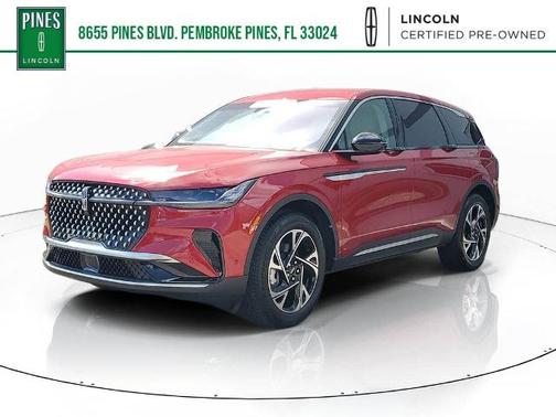 RED CARPET MET CC 2024 Lincoln Nautilus PREMIERE SUV