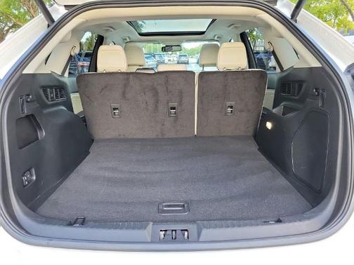 STAR WHITE 2023 Ford Edge TITANIUM