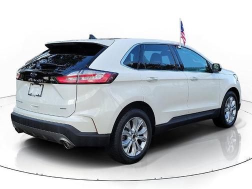 STAR WHITE 2023 Ford Edge TITANIUM