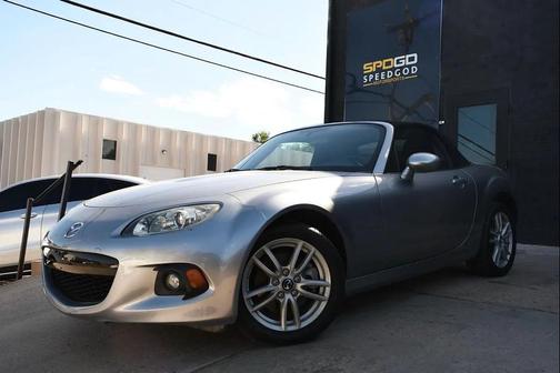 Liquid Silver Metallic 2015 Mazda MX-5 Miata Sport