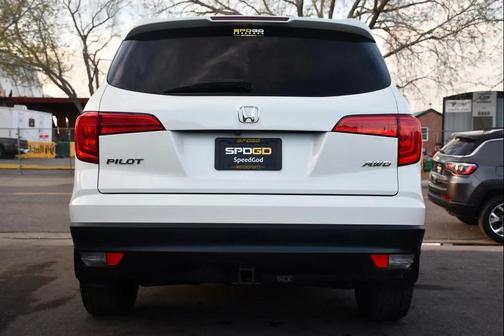 White Diamond Pearl 2017 Honda Pilot EX-L