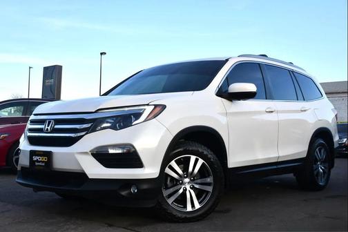 White Diamond Pearl 2017 Honda Pilot EX-L