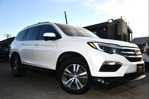 White Diamond Pearl 2017 Honda Pilot EX-L