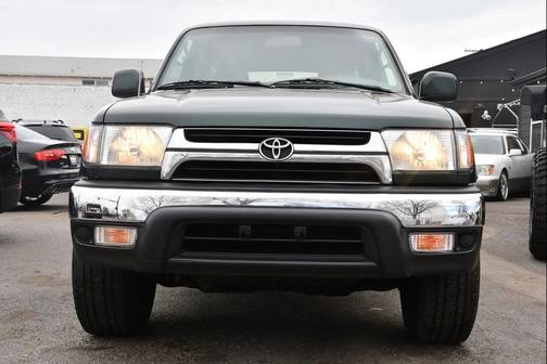 2002 Toyota 4Runner SR5