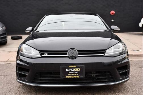Deep Black Pearl 2016 Volkswagen Golf R 4-Door