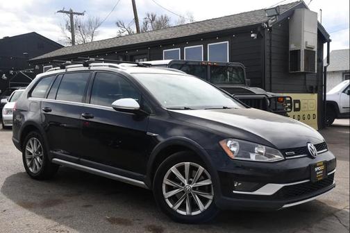 2017 Volkswagen Golf Alltrack TSI S
