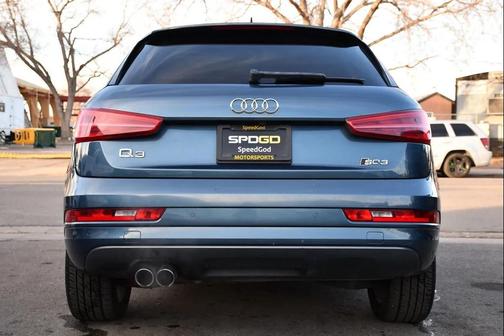 2017 Audi Q3 2.0T Premium Plus