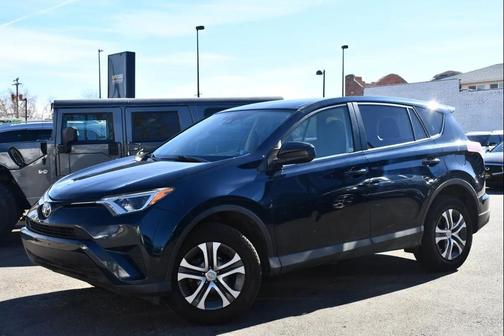 2018 Toyota RAV4 LE