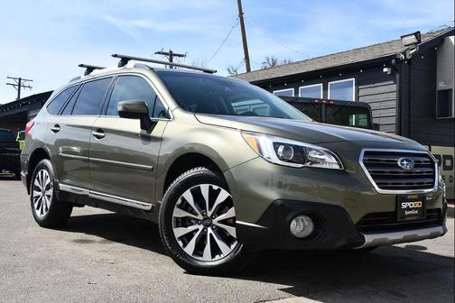 Wilderness Green Metallic 2017 Subaru Outback 2.5i Touring