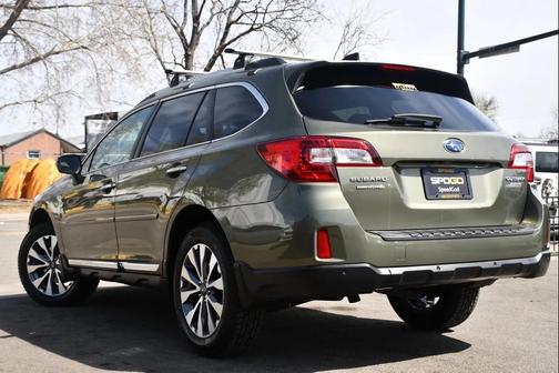 Wilderness Green Metallic 2017 Subaru Outback 2.5i Touring