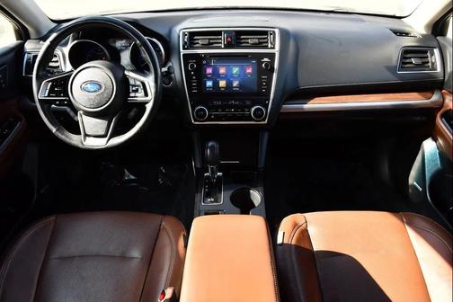 Crystal Black Silica 2018 Subaru Outback 3.6R Touring