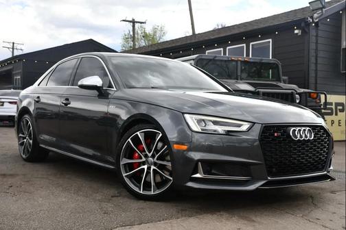 Daytona Gray Pearl Effect 2018 Audi S4 3.0T Prestige