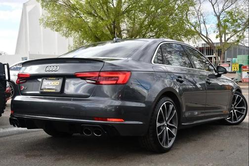 Daytona Gray Pearl Effect 2018 Audi S4 3.0T Prestige
