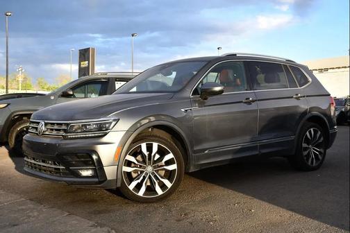 White 2019 Volkswagen Tiguan 2.0T SEL R-Line 4MOTION