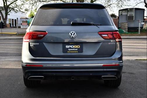 White 2019 Volkswagen Tiguan 2.0T SEL R-Line 4MOTION