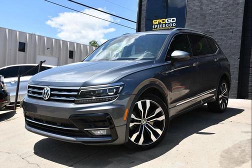 White 2019 Volkswagen Tiguan 2.0T SEL R-Line 4MOTION