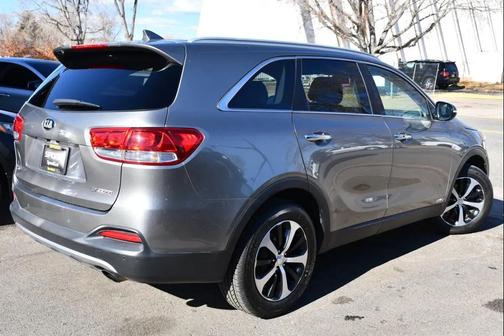 2016 Kia Sorento EX
