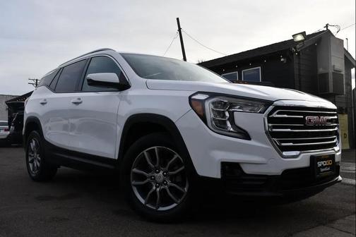 2022 GMC Terrain SLT