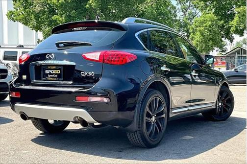 2017 INFINITI QX50 Base