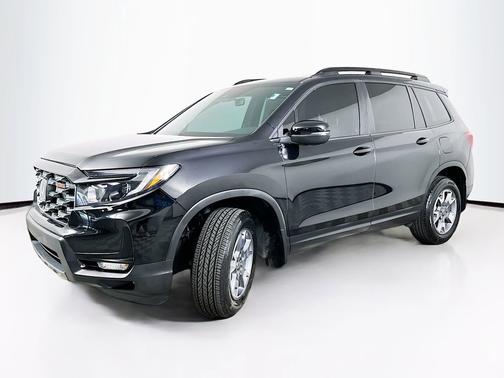 Crystal Black Pearl 2023 Honda Passport