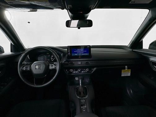 Platinum White Pearl 2026 Honda HR-V