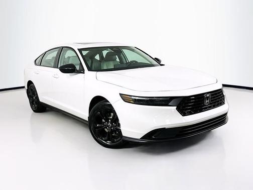 Platinum White Pearl 2025 Honda Accord