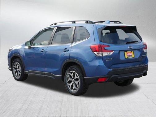 Horizon Blue Pearl 2023 Subaru Forester Premium