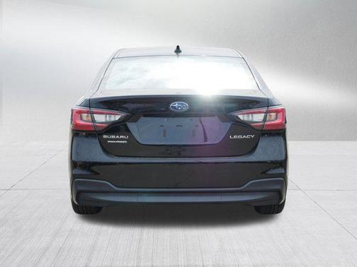 Crystal Black Silica 2025 Subaru Legacy Premium