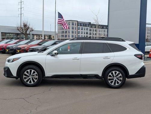 2022 Subaru Outback Premium