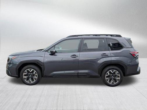 Magnetite Gray Metallic 2025 Subaru Forester Premium