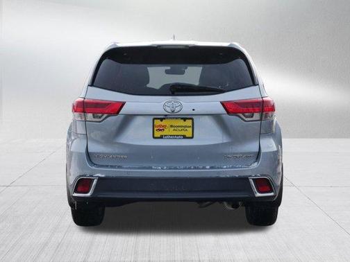 2018 Toyota Highlander Limited Platinum