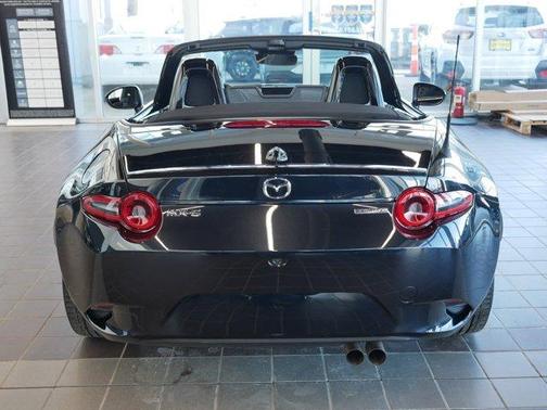 2024 Mazda MX-5 Miata Club