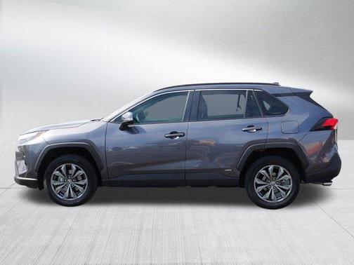 2022 Toyota RAV4 Hybrid XLE Premium
