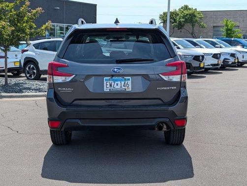 Magnetite Gray Metallic 2020 Subaru Forester Premium