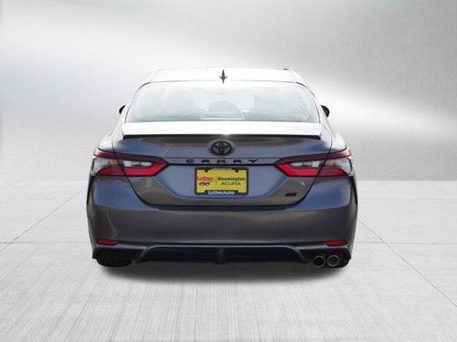 Predawn Gray Mica 2022 Toyota Camry SE