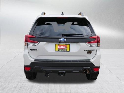 Crystal White Pearl 2024 Subaru Forester Wilderness