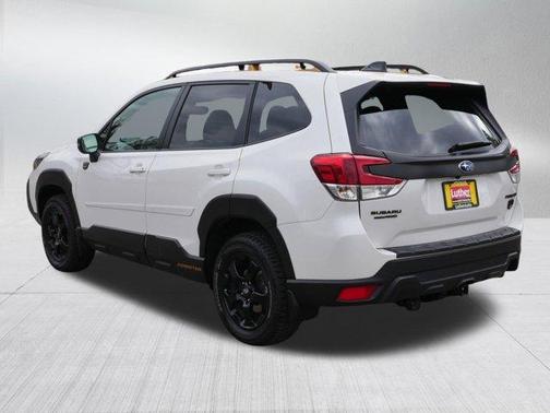 Crystal White Pearl 2024 Subaru Forester Wilderness