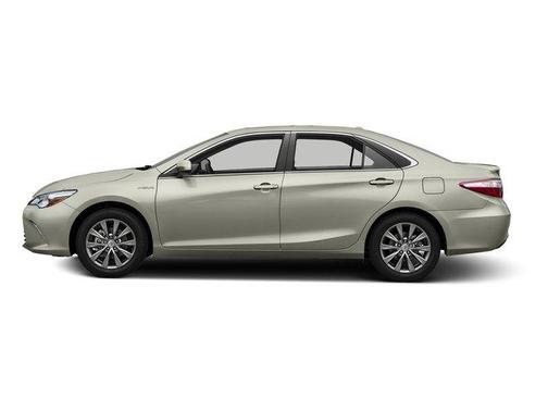 2017 Toyota Camry Hybrid XLE