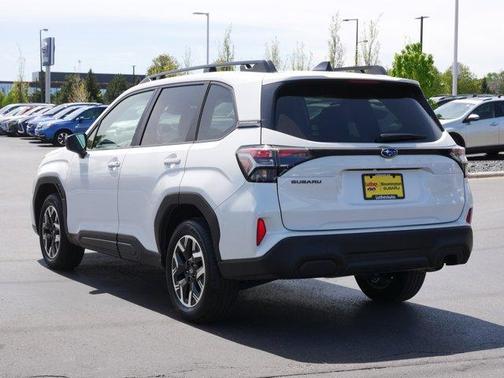 Crystal White Pearl 2025 Subaru Forester Premium