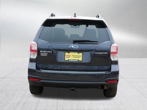 Dark Gray Metallic 2018 Subaru Forester 2.5i Premium