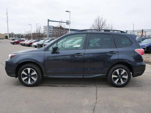Dark Gray Metallic 2018 Subaru Forester 2.5i Premium